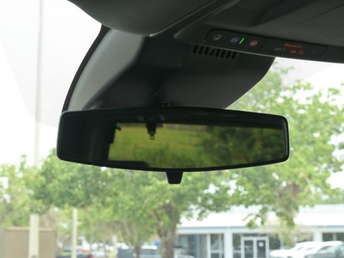 Used 2025 Chevrolet Tahoe LT RWD image 29