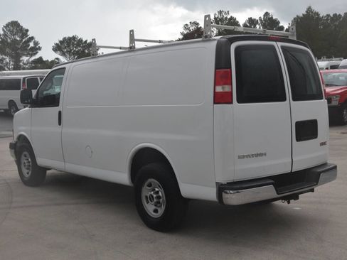 Used 2017 GMC Savana 2500 image 5