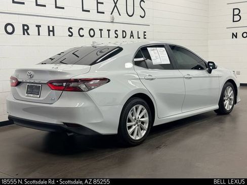 Used 2022 Toyota Camry LE w/ Carpet Mat Package (TMS) FWD image 4