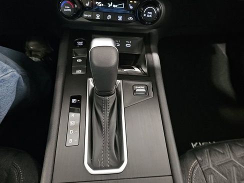 New 2026 Nissan Kicks SV image 16