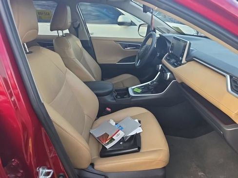 Used 2021 Toyota RAV4 Limited w/ Limited Grade Weather Package FWD image 5