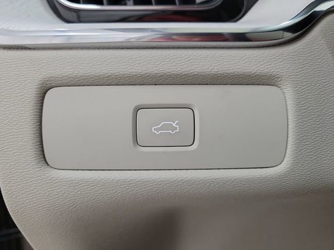 New 2026 Volvo XC60 B5 Ultra w/ Protection Package Premier AWD/4WD image 33