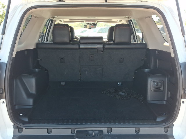 Used 2024 Toyota 4Runner TRD Off-Road Premium w/ Moonroof Package AWD/4WD image 32