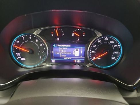 Used 2023 Chevrolet Equinox RS w/ LPO, Floor Liner Package AWD/4WD image 23