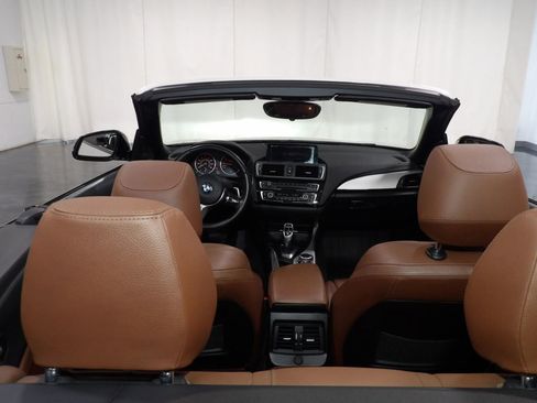 Used 2016 BMW M235i xDrive Convertible image 13