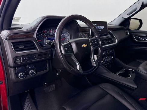 Used 2021 Chevrolet Suburban LT RWD image 9
