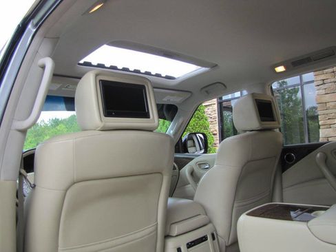 Used 2016 INFINITI QX80 2WD w/ Driver's Assistance Package image 20