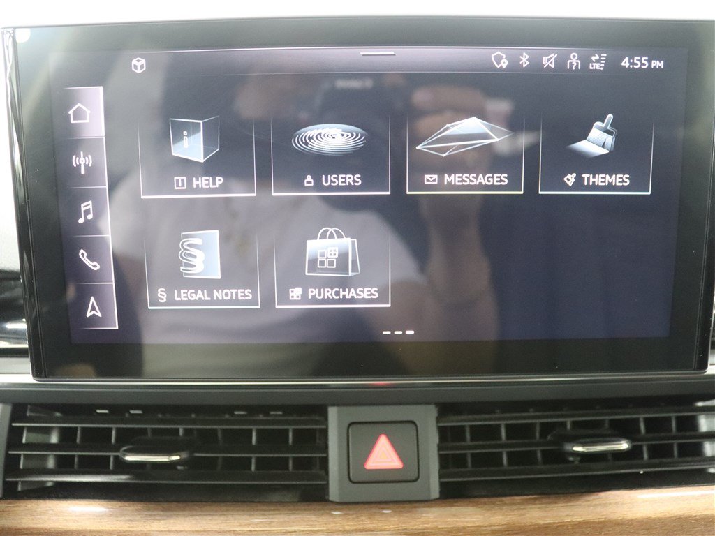 Used 2023 Audi A4 2.0T allroad Premium Plus w/ Premium Plus Package AWD/4WD image 35