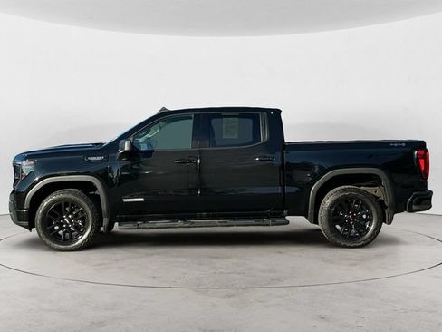 Used 2024 GMC Sierra 1500 Elevation w/ LPO, Elevation Black Package AWD/4WD image 8