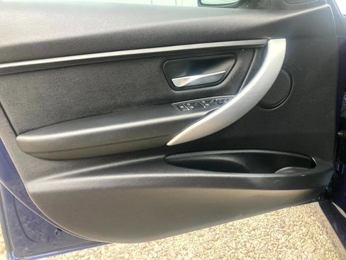 Used 2017 BMW 320i xDrive Sedan image 19