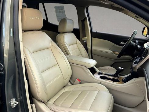 Used 2017 GMC Acadia Denali w/ Technology Package image 31