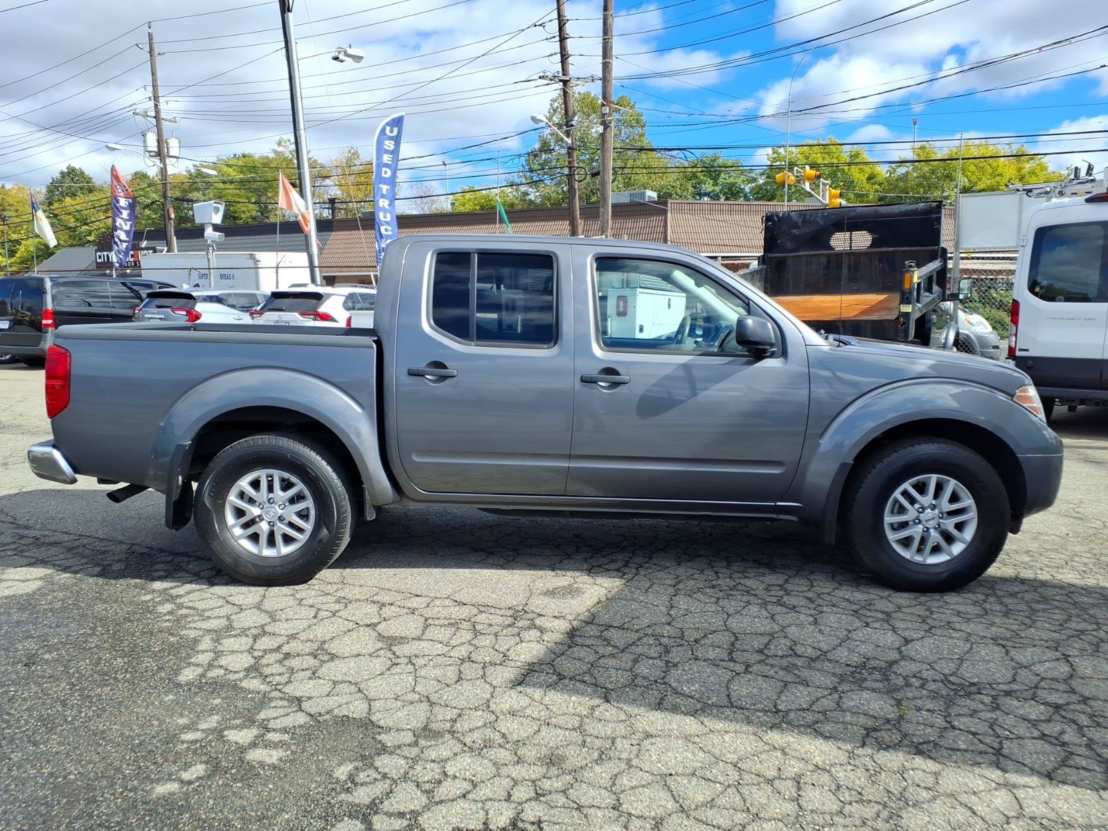 Used 2021 Nissan Frontier SV AWD/4WD image 8