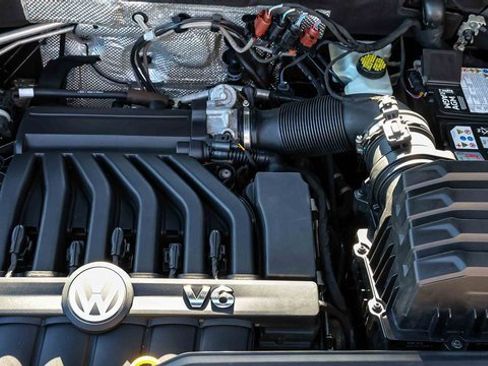 Used 2018 Volkswagen Atlas S image 27