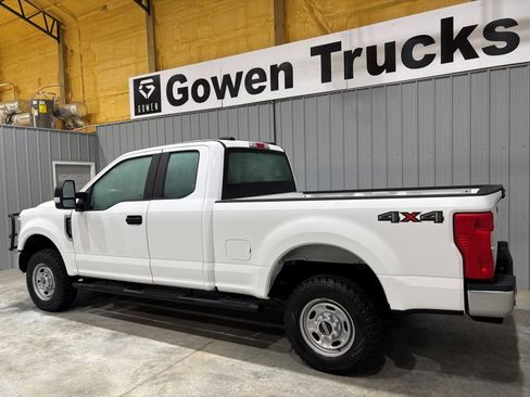 Used 2020 Ford F250 XL w/ Power Equipment Group image 5