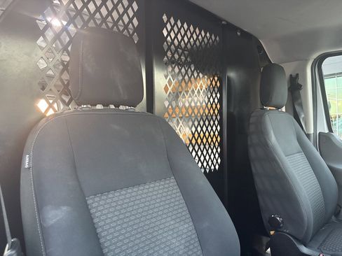 Used 2024 Ford Transit 250 Low Roof w/ Exterior Upgrade Package image 29