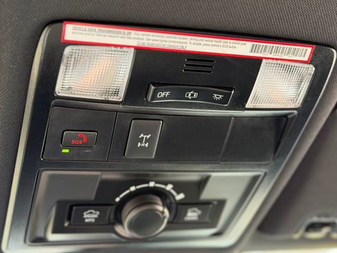 Used 2022 Toyota Tacoma TRD Off-Road w/ Technology Package image 21