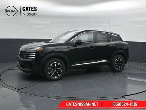 New 2026 Nissan Kicks SV w/ SV Premium Package AWD/4WD image 7