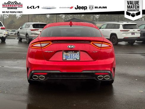 Used 2018 Kia Stinger GT2 image 5