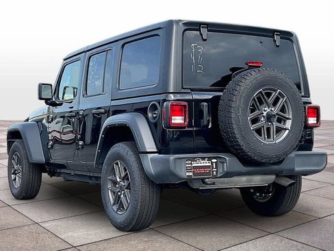 Used 2024 Jeep Wrangler Unlimited Sport AWD/4WD image 2