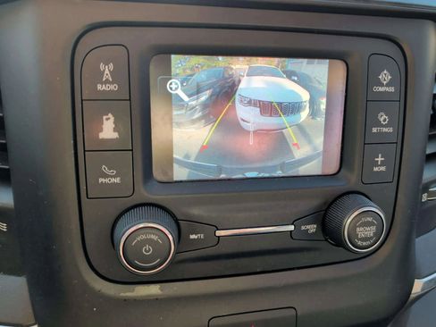 Used 2019 RAM 1500 Big Horn image 25