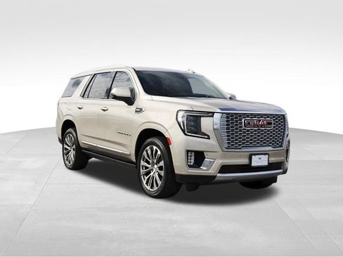 Used 2021 GMC Yukon Denali w/ Denali Premium Package image 1