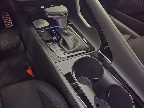 New 2026 Hyundai Elantra SEL Sport FWD image 30