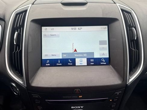 Used 2017 Ford Edge Titanium w/ Technology Package AWD/4WD image 14