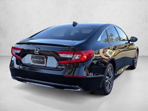 Used 2018 Honda Accord EX image 5
