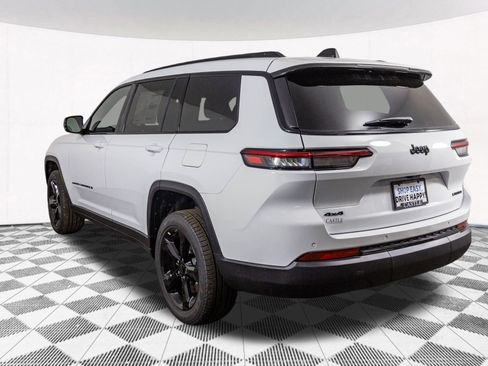 New 2025 Jeep Grand Cherokee L Limited w/ Black Appearance Package image 12