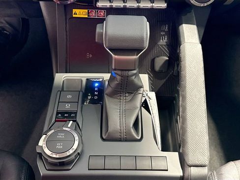 New 2025 Toyota Tacoma SR5 image 15
