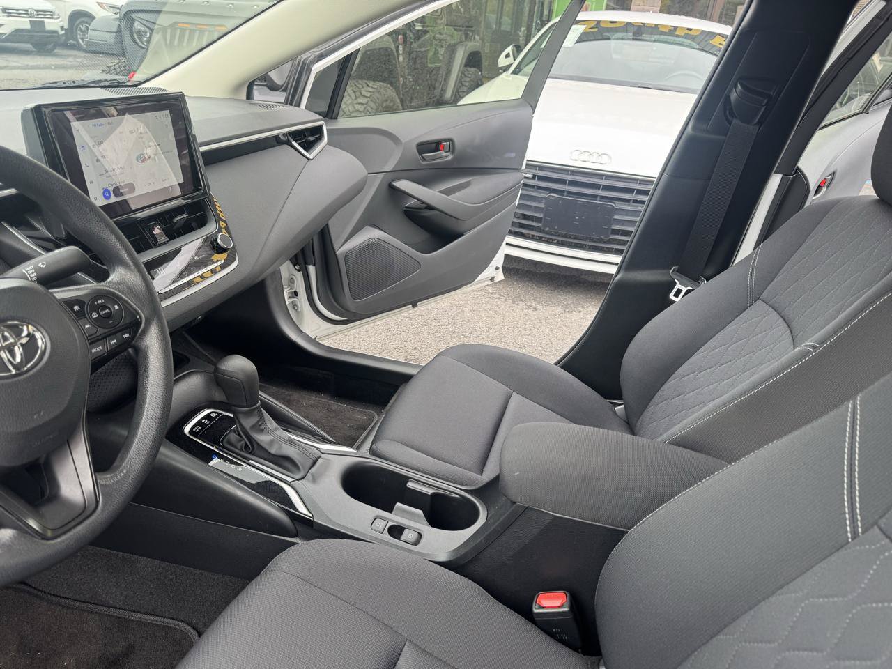 Used 2023 Toyota Corolla LE w/ LE Convenience Package FWD image 15