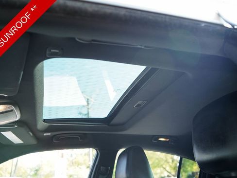 Used 2022 Dodge Charger SXT w/ Leather Interior Group RWD image 30