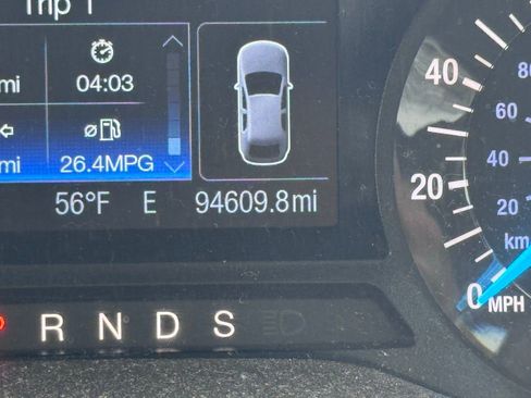 Used 2016 Ford Fusion SE w/ Equipment Group 201A image 19