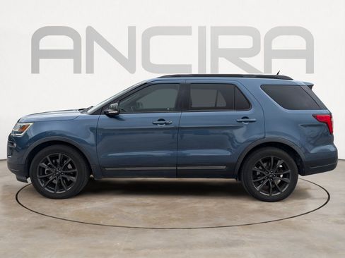 Used 2018 Ford Explorer XLT w/ Equipment Group 202A FWD image 6
