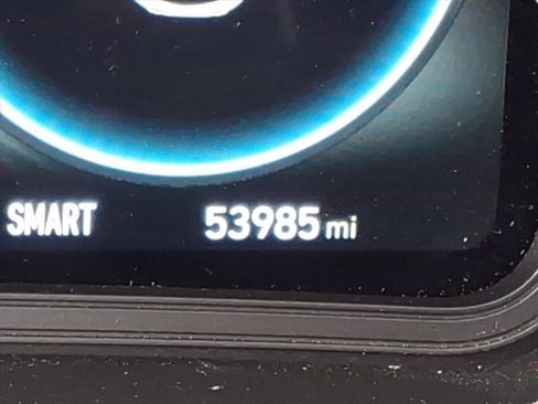 Used 2023 Hyundai Kona Limited image 21