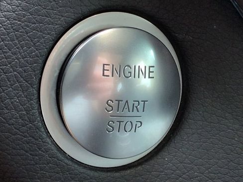 Certified 2018 Mercedes-Benz GLS 550 4MATIC image 29