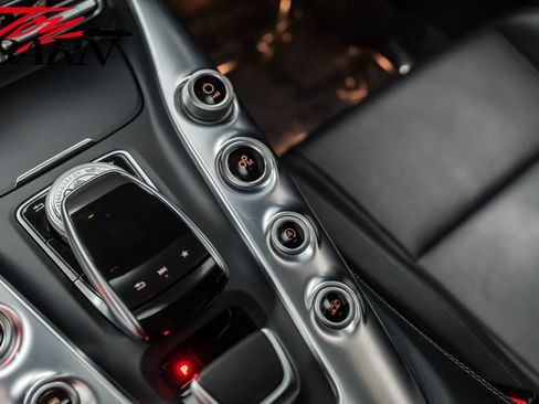 Used 2017 Mercedes-Benz AMG GT Coupe image 41