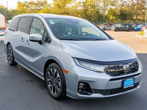 New 2026 Honda Odyssey Elite image 4