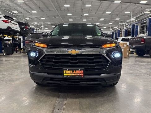Used 2024 Chevrolet TrailBlazer LS w/ LS Convenience Package image 2
