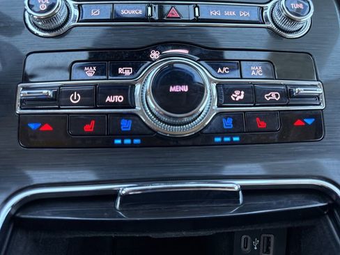 Used 2021 Lincoln Nautilus Reserve image 23