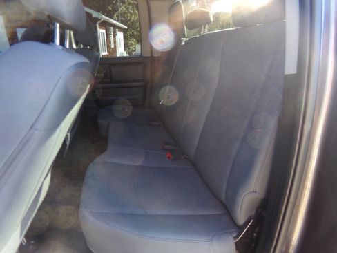 Used 2019 RAM 1500 Express w/ Express Value Package image 35