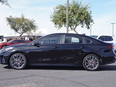 Used 2022 Kia Forte GT image 2