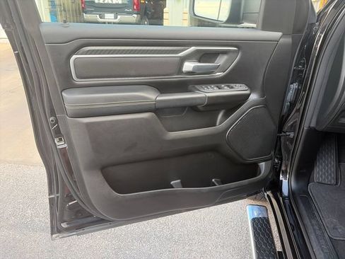 Used 2025 RAM 1500 Big Horn AWD/4WD image 10