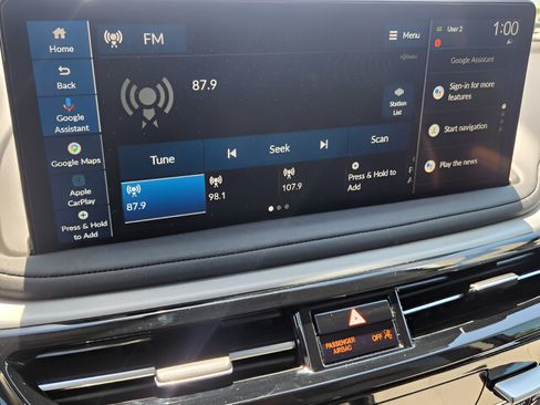 Used 2025 Acura MDX FWD w/ Technology Package image 19