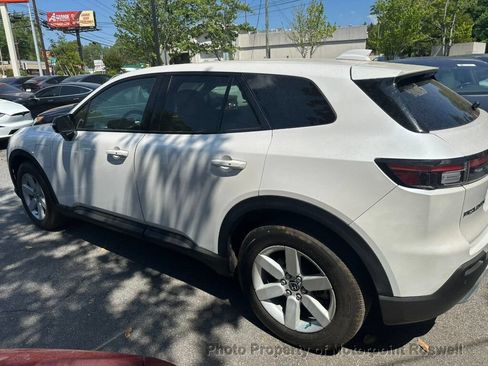 Used 2024 Honda Prologue EX image 5