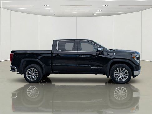 Used 2021 GMC Sierra 1500 SLE w/ Preferred Package RWD image 4
