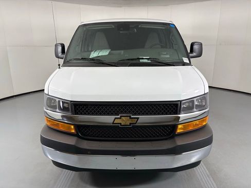 New 2026 Chevrolet Express 2500 w/ Driver Convenience Package RWD image 4