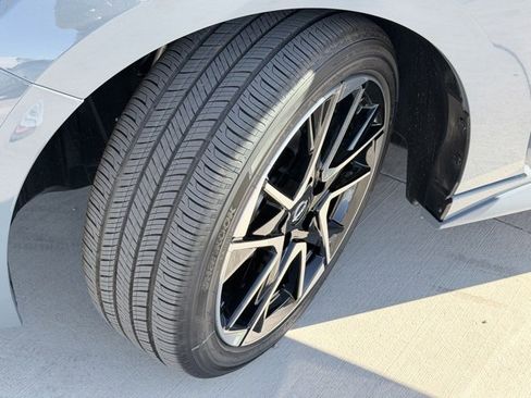 New 2025 Nissan Sentra SR image 33