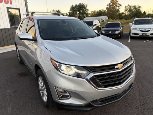 Used 2018 Chevrolet Equinox LT image 6