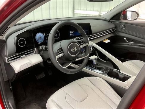New 2026 Hyundai Elantra Limited image 8